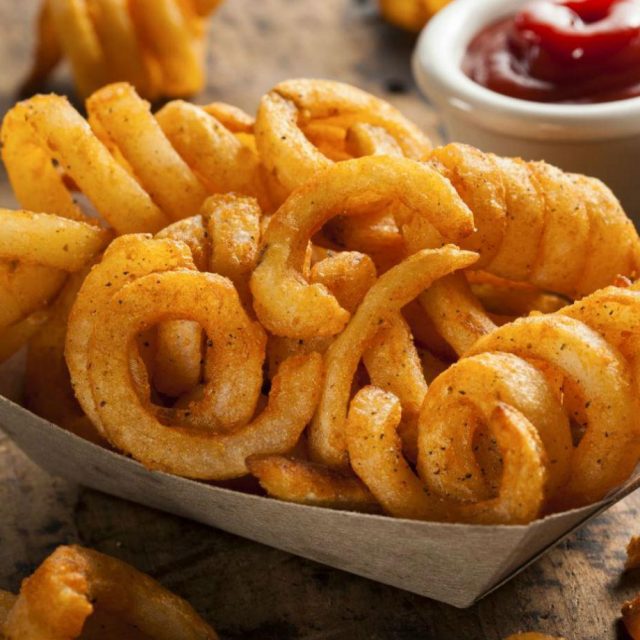 Curly Fries – Hilltop Perk Deli